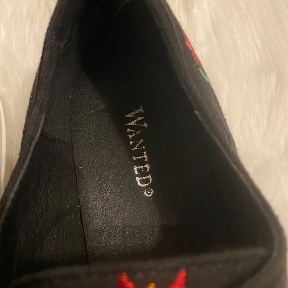 Wanted Flamingo Black Embroidered Slip On Sneakers Shoes 10 Colorful - Picture 6 of 8